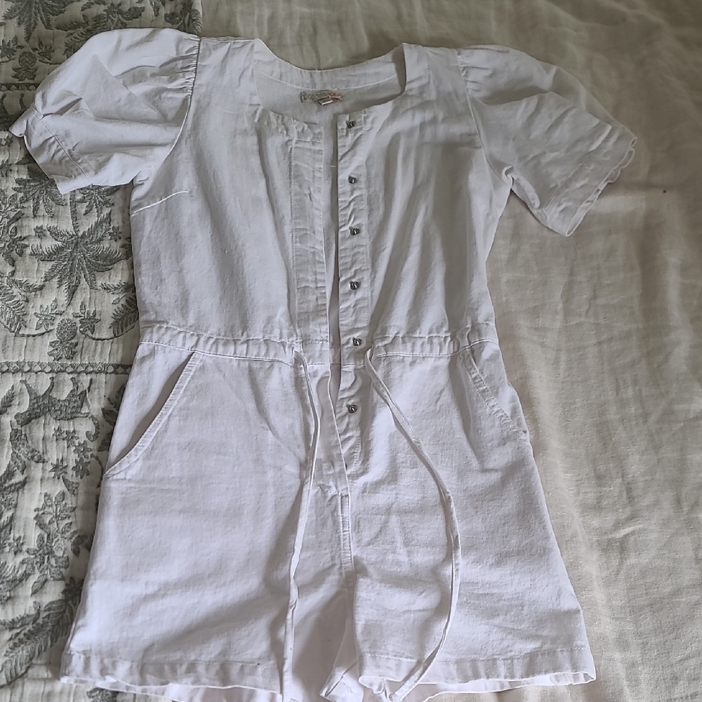 Gianni Bini White Demin Button-Up Romper